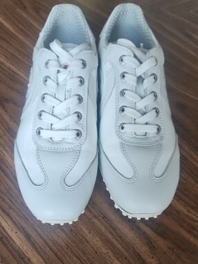 Women's White/Light Grey Athletic Sneakers - Comfortable Everyday Golf, Tennis o